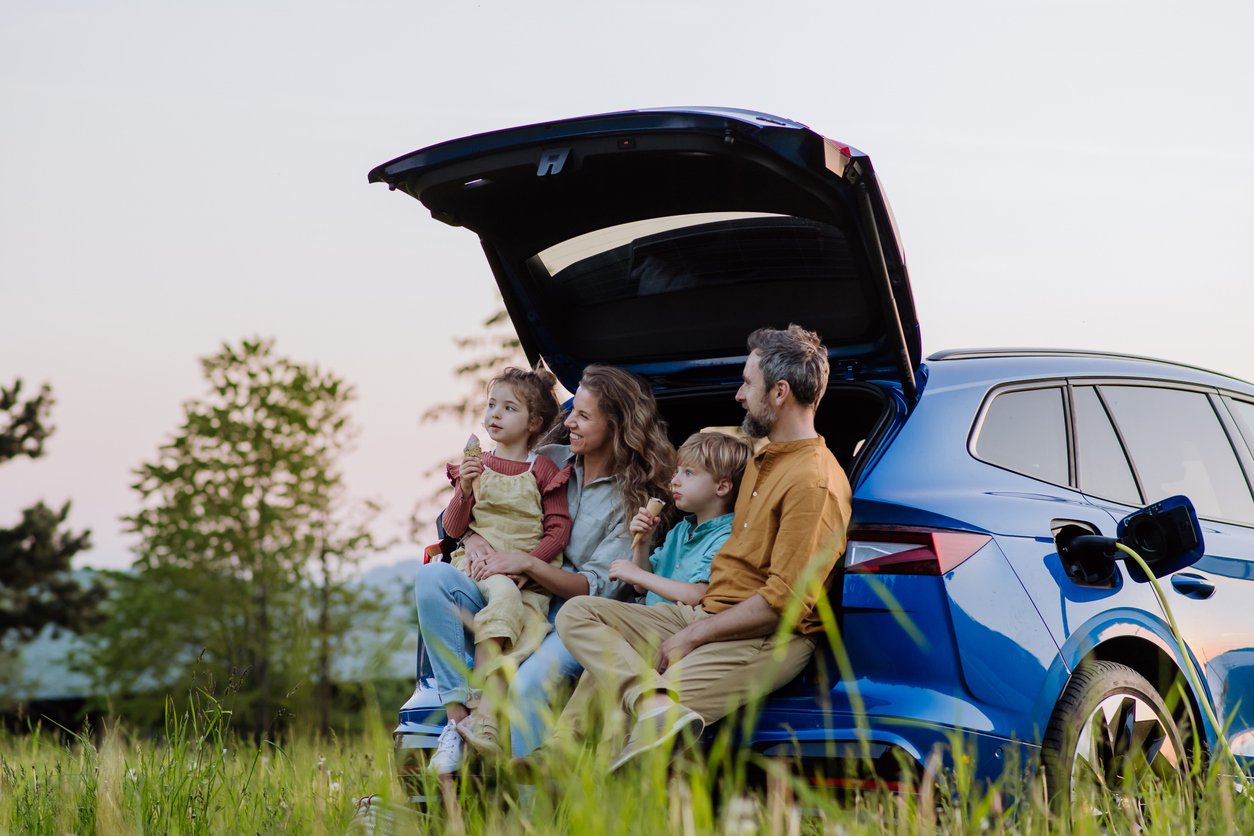 5 Best Family Cars for 2025